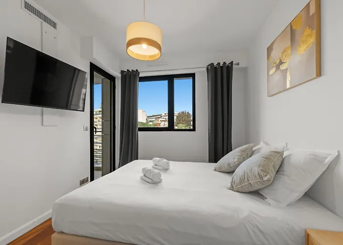 Sublime 2br Carlton Riviera Croisette Apartment Cannes